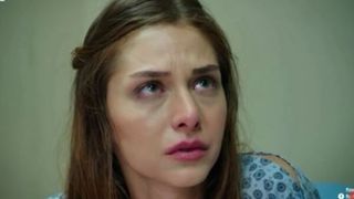 Ezgi Asaroglu, la un pas de moarte! Ce a patit actrita care o interpreteaza pe Bahar!