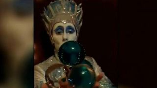 Imaginile care au fermecat internetul. Magie, hipnoza sau abilitati extraordinare?