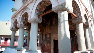 Manastirea Govora este o manastire de maici din judetul Valcea