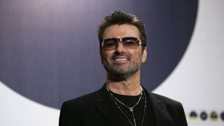George Michael era un om care facea multe acte caritabile pentru oamenii saraci din Londra. Dona bani multi si ii ajuta cu ce putea