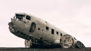Toto Cutugno trebuia sa fie in avionul rusesc prabusit in Marea Neagra. Era invitat sa cante alaturi de Corul Armatei Rosii