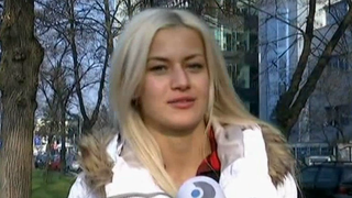 O romanca de 20 de ani, prima campioana mondiala la Bikini Fitness. Blonda din Ardeal a atras atentia intregii lumi