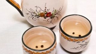 Tuica fiarta, un bun remediu impotriva racelii! Ce se intampla cu organismul nostru cand o consumam