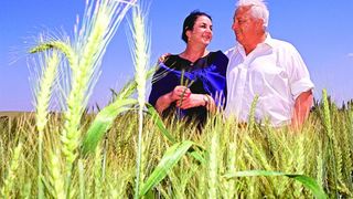 Povestea surorilor romance casatorite cu fostul premier israelian, Ariel Sharon