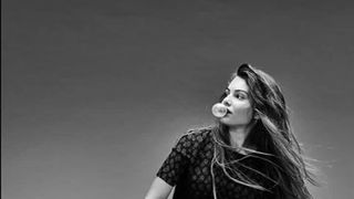 Sursa foto: facebook.com/ThylaneBlondeauOfficial