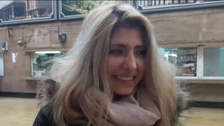 Orice indragostit isi poate declara dragostea la megafonul Garii de Nord din Bucuresti. Ce i-a transmis astazi Sergiu iubitei lui, Iulia