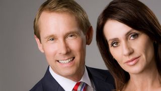 Nadia Comaneci si Bart Conner au facut impreuna reclama la lenjerie intima! In 1992, fosta mare gimnasta declara la o televiziune americana: "Daca o aduc pe mama de Craciun in Times Square si vede reclamele astea cu mine cu siguranta moare!"