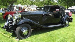 Miliardarul George Soros are o colectie fabuloasa de masini! Din garajul lui nu lipsesc nici masinile de epoca!