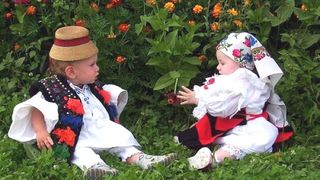 Mare atentie ce faceti astazi! Acestea sunt cele mai inradacinate superstitii legate de ziua de 24 februarie, sarbatoare Dragobetelor