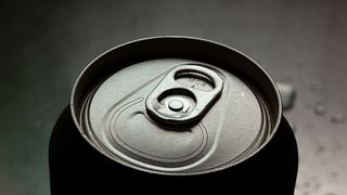 Si tu bei suc direct din doza? Habar nu ai la ce riscuri te supui! Iata la ce trebuie sa ai grija