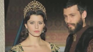 Kosem si sultanul Ahmet, asa cum apar ei in serialul difuzat de Kanal D