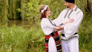 ADN-ul romanilor din Transilvania este mai apropiat de cel al populatiilor din Europa Centrala decat de cel al muntenilor si moldovenilor