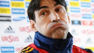 Reghe l-a acuzat pe Piti ca si-ar fi impuscat un amic la vanatoare, dar in 2005 fostul selectioner a fost cel impuscat accidental! La o partida desfasurata in padurea Radovan, Piturca ar fi incasat o alica in picior