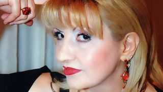 Fiii Ilenei Ciuculete si-au acuzat mama ca i-a abandonat. "Eu si fratele meu parca le-am stat ca o sulita in coasta ei si sotului"