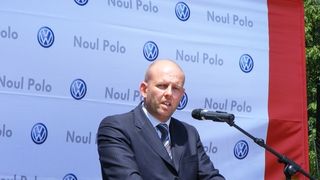 Fiul lui Mircea Albulescu a renuntat la postul de director pentru a-si urma pasiunea: “M-am apucat de motociclism datorita unui coleg care m-a „injectat”. A gresit doza. A pus mai mult”