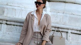 Ea e cea mai frumoasa bunica din lume! Are doi nepoti, insa arata ca la 20 de ani. A impresionat intreaga lume