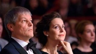 Ce face Valerie Ciolos, de cand sotul ei nu mai e premier!
