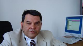 Aceasta este vila cu etaj si mansarda pe care Ralu Filip le-a lasat-o mostenire copiiilor sai! Pe numele fostului sef al CNA au mai fost un apartament si o masina de teren!