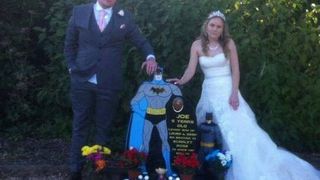 S-a maritat cu soferul care i-a accidentat mortal baietelul de 5 ani. "Ne-am sustinut reciproc dupa accident", au declarat cei doi soti