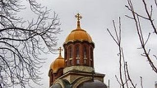 Asa arata biserica reconstruita la Costesti, chiar pe locul tragediei din 1930