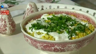 Ti-a ramas frigiderul plin dupa Paste si nu stii ce sa faci cu mancarea? Noi iti prezentam cele mai simple retete de dupa sarbatori - N-ai nevoie sa cumperi nimic