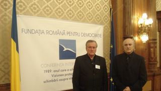 Mesajul lui Claudiu Iordache, fost deputat si revolutionar de frunte, in amintirea prietenului Lorin Fortuna: "De ce te-ai grabit sa pleci dintre noi? Te-au gonit din viata televiziunile de la Bucuresti, care iti negau viata de luptator pentru libertate?"