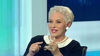 Lidia Fecioru te invata cum sa-ti indeplinesti dorintele si sa castigi mai multi bani. "Se ia o canita de lut si..."