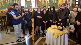 Sarmale, ciorba de perisoare si gratar. Mancarurile preferate ale "Zanicii", la parastasul de 40 de zile