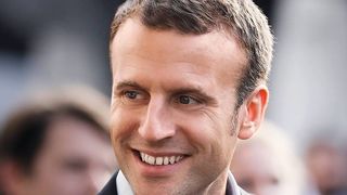 Presedintele Frantei a fost coleg de clasa cu fiica sotiei sale. Uletrior, Macron i-a devenit tata vitreg fetei