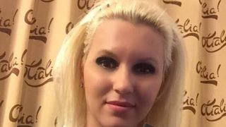 Romanca apare intr-o carte scrisa de o jurnalista indianca