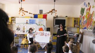 Serbare la scoala din Adunati