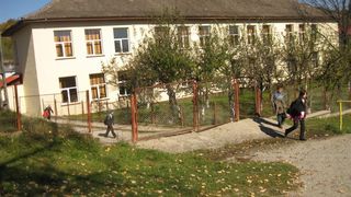 Aceasta este scoala la care Cheloo a fost trimis de judecatori