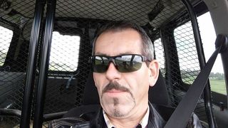 Fratele Elodiei si-a schimbat look-ul si conduce acum o masina smechera! Uite cum arata Robert Ghinescu