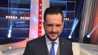Madalin Ionescu pleaca de la Kanal D! Indragitul prezentator intra in vacanta mai devreme pentru a se dedica suta la suta familiei si cresterii micutei Petra