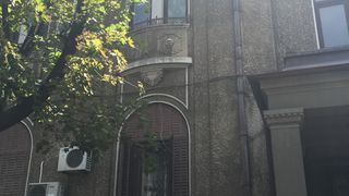 Vila lui Basescu, mazgalita de dusmanii fostului presedinte! Celebra casa din Mihaileanu este o bijuterie arhitecturala!