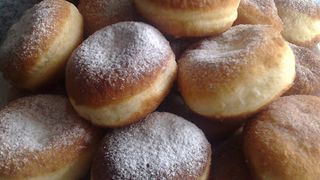 Am aflat secretul pancovelor! Asa faceti cele mai bune gogosi maramuresene