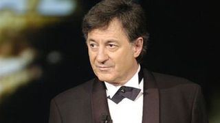 Ion Caramitru vrea mai multi bani din drepturi de autor! Anul trecut a castigat 50.000 euro doar din "talent" EXCLUSIV