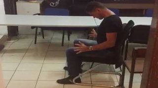 Cristian Boureanu, la cateva ore dupa ce a fost adus de politisti, la sectie