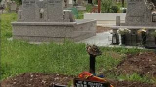 Asa arata locul de veci al Floricai Duma