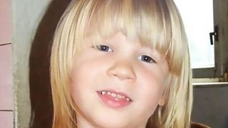 Si-a prevestit moartea! Un baietel autist, care a murit inecat, a desenat scena  mortii inainte de tragedie