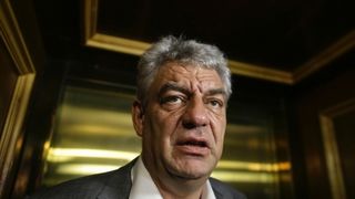 Cum arata "protejata" din Braila a premierului Mihai Tudose! Catalina Ene are 27 de ani, a participat la o emisiune tv matrimoniala, iar apoi s-a angajat la Transelectrica!