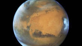 Studiu: La suprafata planetei Marte s-ar fi format un "cocteil toxic" sub efectul razelor ultraviolete