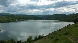 Lacul blestemat din Romania. Safandrii au ramas ingroziti de ce au descoperit pe fundul lacului