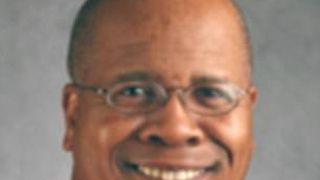 Profesor de drept, acuzat de hartuire sexuala dupa ce si-a intrebat studentele despre epilarea cu ceara inghinala. Instanta l-a gasit vinovat