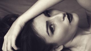 Femeile din aceste zodii pot avea orice barbat la picioare! Nimeni nu le rezista