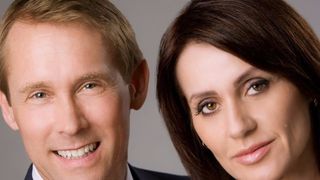 Imaginile pe care putina lume le-a vazut. Asta este momentul primului sarut dintre Nadia Comaneci si sotul ei, Bart - Ea avea 14 ani, iar el numai 17