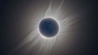 Eclipsa totala de soare, pe 21 august. Se va vedea partial in Romania