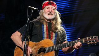 I s-a facut rau pe scena, in timpul concertului. O legenda a muzicii a ajuns de urgenta la spital