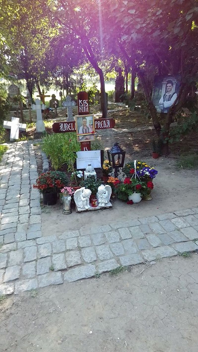 Mormantul lui Aurelian Preda de la Dervent