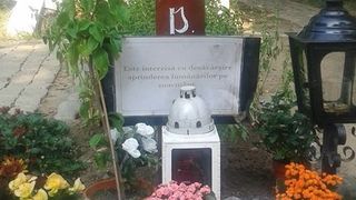 Vizitatorii nu mai au voie sa aprinda lumanari